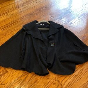 Nordstrom Woman’s Black Wool Sweater Poncho Size S/M